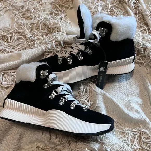 Anthropologie SOREL Out N About III Boots - Picture 1 of 6